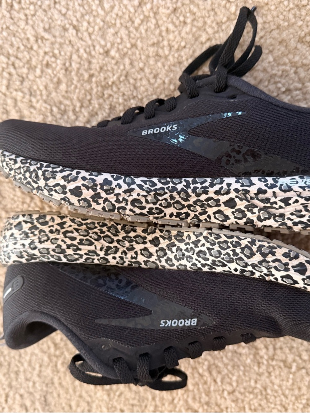 Brooks Black Sneakers with White and Black Leopard Midsole